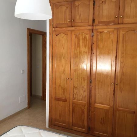 HABITACIÓN GRANDE CON BAÑO PRIVADO en Coin a 30Km de la PLAYA Coín Exterior foto