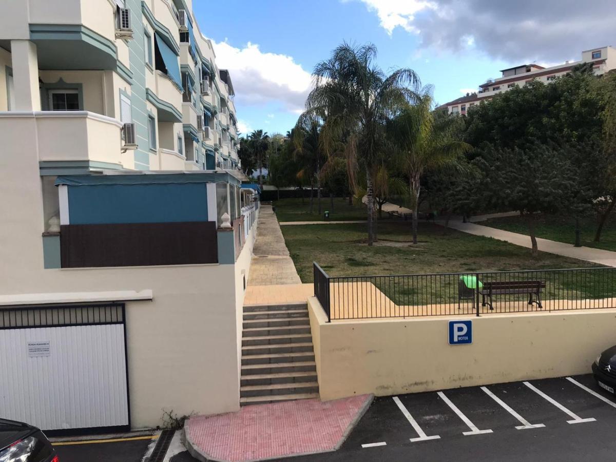 HABITACIÓN GRANDE CON BAÑO PRIVADO en Coin a 30Km de la PLAYA Coín Exterior foto