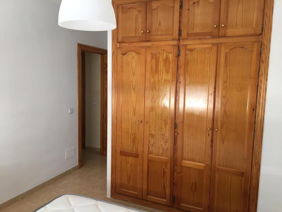 HABITACIÓN GRANDE CON BAÑO PRIVADO en Coin a 30Km de la PLAYA Coín Exterior foto